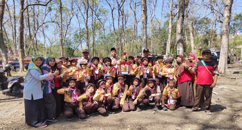 MIN 5 Ngawi Raih Juara Favorit dalam Perkemahan HUT Pramuka ke-63 di Alas Ketonggo Srigati, Ngawi
